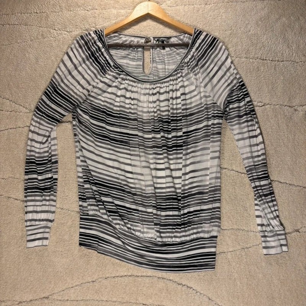 Daisy Fuentes Women's Small Black Gray White Striped Long Sleeve Blouse Top*
